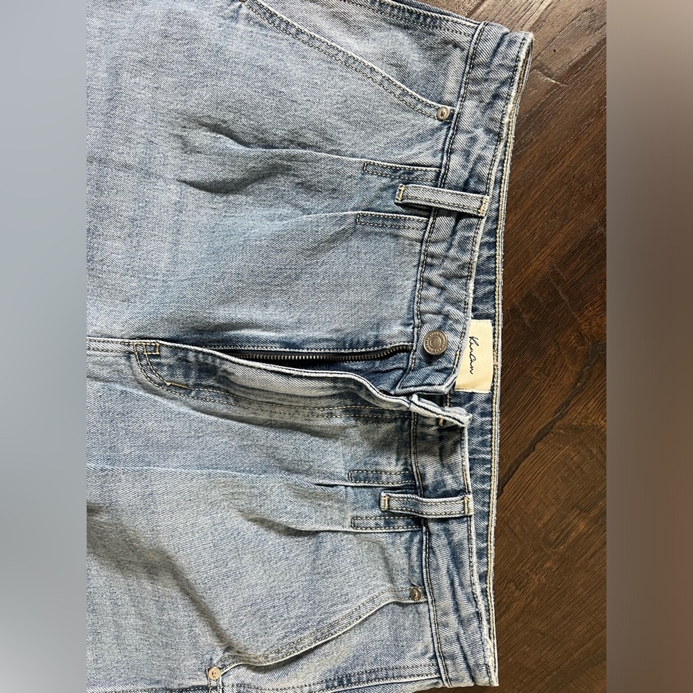 KanCan Pleated + Tapered Fit Barrel Denim - Picture 6 of 11